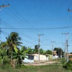 Postes de energia em Ariquemes para guia sobre falta de luz e segunda via de contas