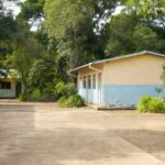 Escola pública em Seringueiras, Rondônia, com alta matrícula infantil segundo IBGE