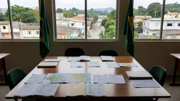 Sala de coordenação de pré-campanha política em Ariquemes, Rondônia