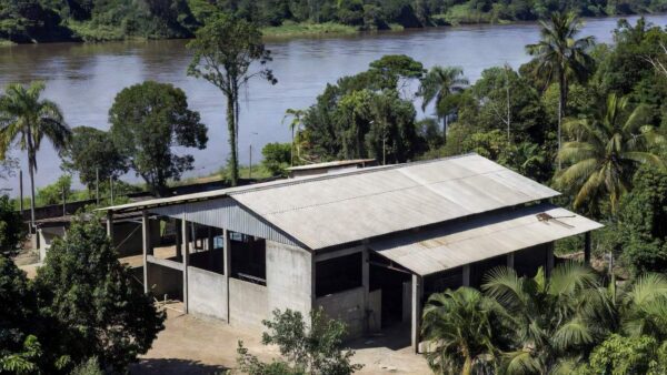 Empresa de pescados em Porto Velho, Rondônia, relacionada a golpe de estelionato