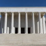 Fachada de tribunal brasileiro em caso de improbidade administrativa