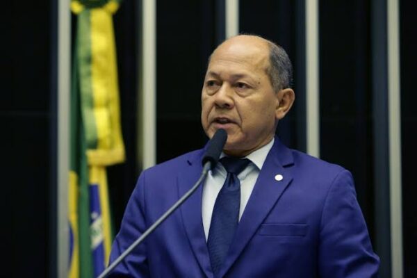 Deputado Coronel Chrisóstomo cobra CPI do MST para investigar financiadores de invasões no Vale do Jamari