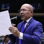 Deputado Coronel Chrisóstomo intensifica investigação contra desvios no INSS