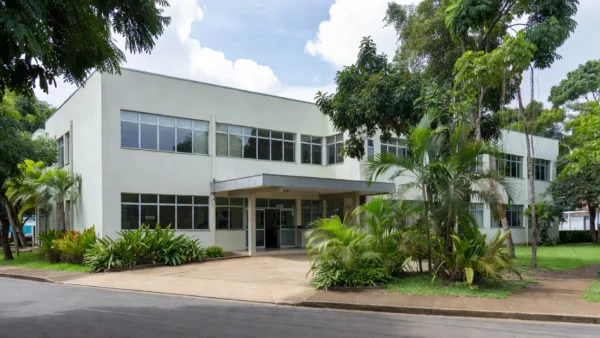 Fachada do Hospital de Base de Porto Velho após invasão armada