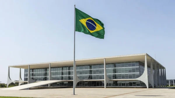 Fachada do Tribunal Superior Eleitoral em Brasília sobre recurso de elegibilidade