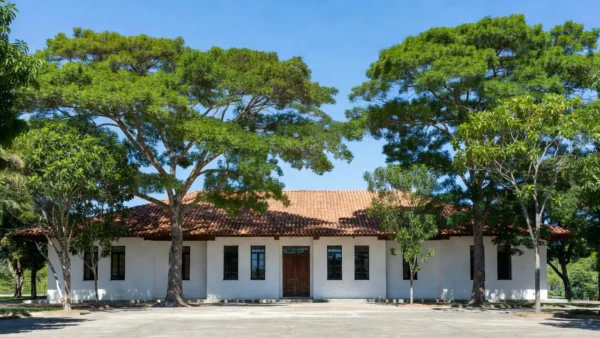 Fachada do Tribunal de Ariquemes em Rondônia relacionado a condenação por feminicídio