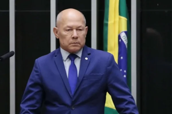 Deputado Coronel Chrisóstomo propõe desoneração de fertilizantes para pequenos produtores