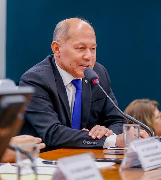 Deputado Coronel Chrisóstomo leva INSS a ribeirinhos de Rondônia para combater fraudes